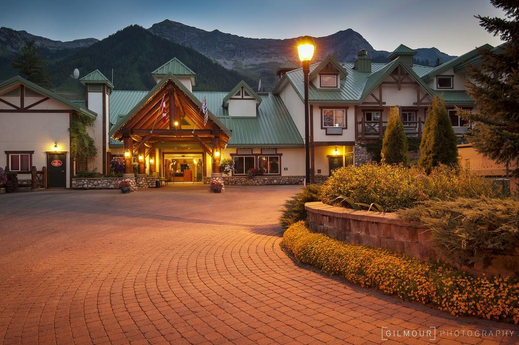 Lizard Creek Lodge ファーニー エクステリア 写真
